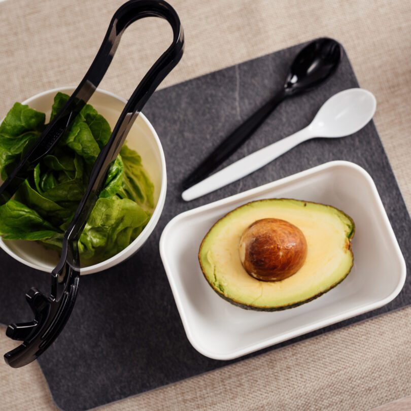 Reusable Plastic Teaspoons in black and white colours