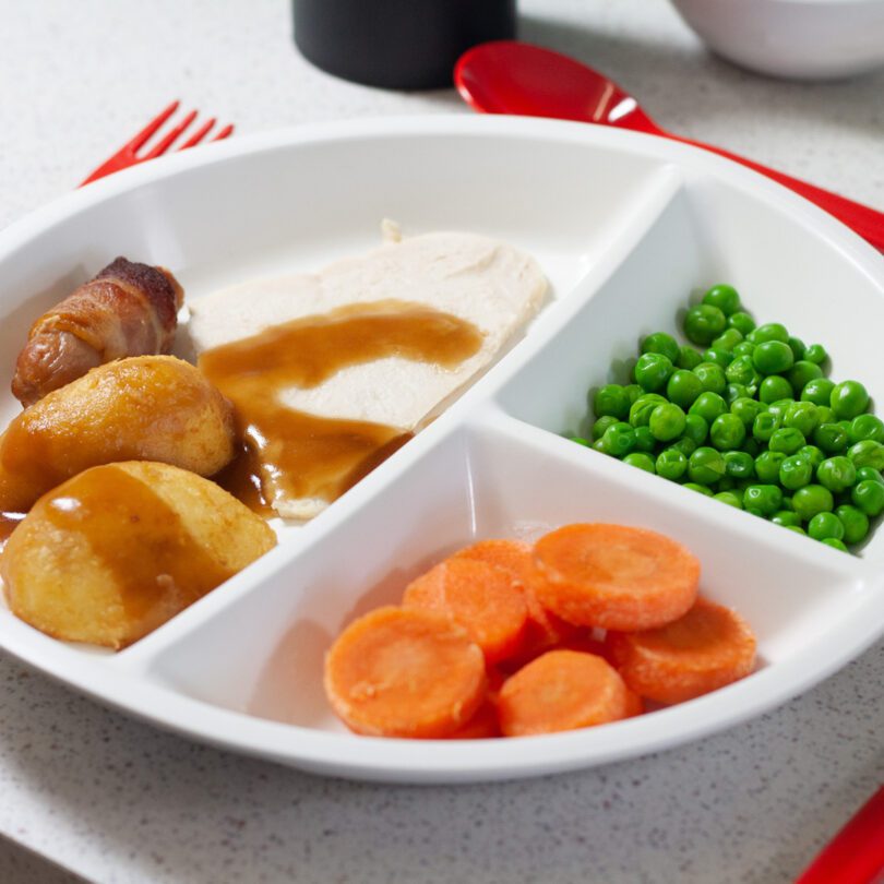 3 Compartment Plate with Roast Dinner