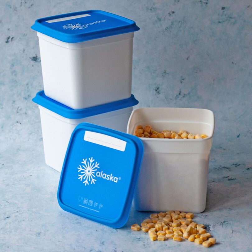 Frozen sweetcorn in Alaska 1.2L Freezer Storage Containers