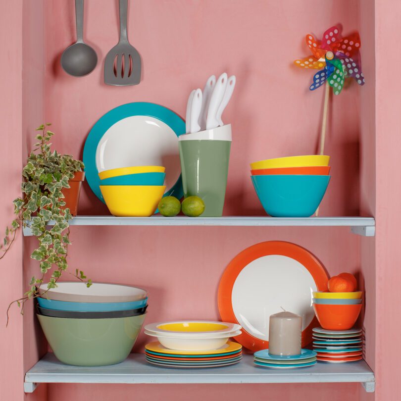 Omada Bowl Collection in Assorted Colours