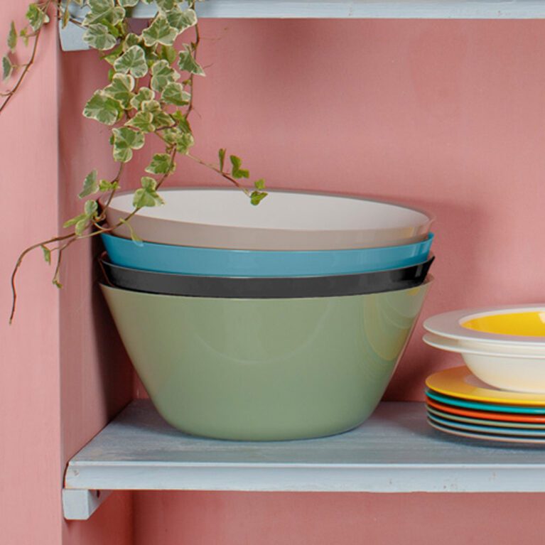 Omada Salad Bowls in Range of Colours